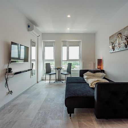 Cozy Penthousestudio Cityview W12 Bucureşti Ngoại thất bức ảnh