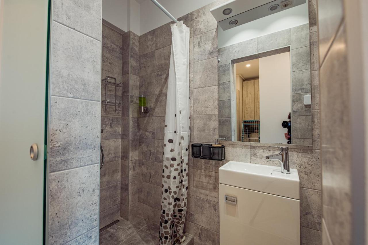 Cozy Penthousestudio Cityview W12 Bucureşti Ngoại thất bức ảnh