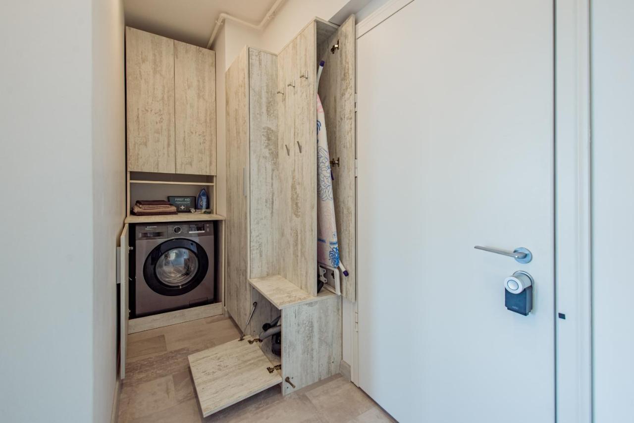 Cozy Penthousestudio Cityview W12 Bucureşti Ngoại thất bức ảnh