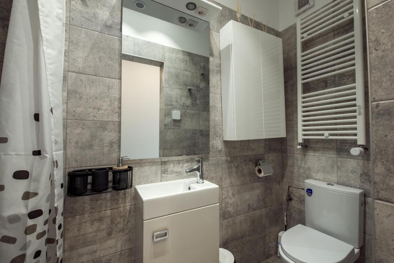 Cozy Penthousestudio Cityview W12 Bucureşti Ngoại thất bức ảnh